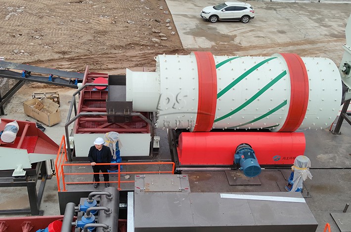 撬装式土壤淋洗设备运行现场 撬装式土壤淋洗设备运行现场